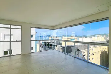 Apartamento &agrave; venda - 297m&sup2; - Meia Praia
