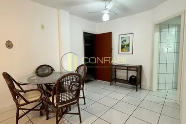 Apartamento para alugar - 103m&sup2; - Meia Praia