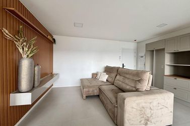 Apartamento &agrave; venda - 84m&sup2; - Praia Brava