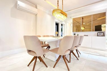 Apartamento &agrave; venda - 195m&sup2; - Meia Praia