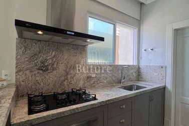 Apartamento &agrave; venda - 30m&sup2; - Meia Praia