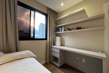 Apartamento &agrave; venda - Meia Praia