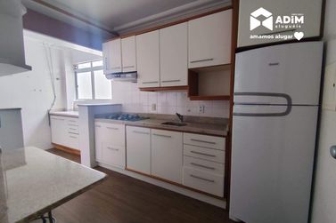 Apartamento para alugar - 110m&sup2; - Centro