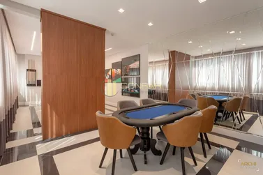 Apartamento &agrave; venda - 138m&sup2; - Meia Praia