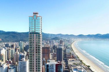 Apartamento &agrave; venda - Meia Praia