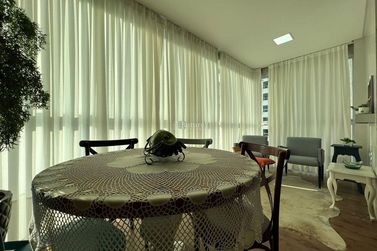 Apartamento &agrave; venda - 126m&sup2; - Meia Praia