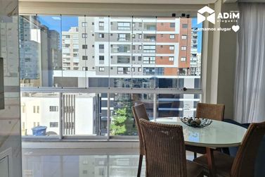 Apartamento para alugar - 125m&sup2; - Meia Praia
