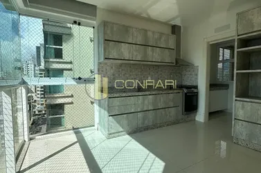 Apartamento para alugar - 150m&sup2; - Centro