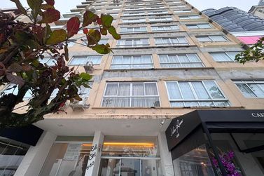 Apartamento &agrave; venda - 77m&sup2; - Centro