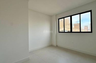 Apartamento &agrave; venda - Meia Praia