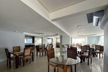 Apartamento &agrave; venda - 102m&sup2; - Centro