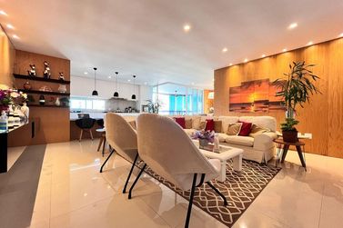 Apartamento &agrave; venda - 193m&sup2; - Meia Praia