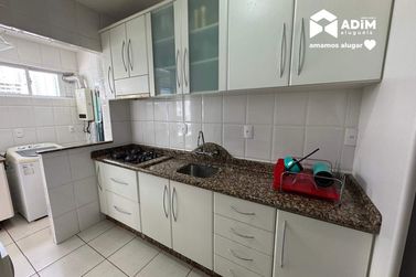 Apartamento para alugar - 87m&sup2; - Centro