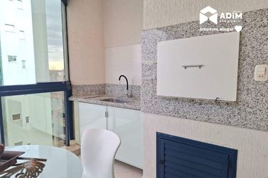 Apartamento para alugar - 172m&sup2; - Meia Praia