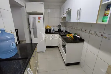 Apartamento &agrave; venda - Meia Praia