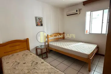 Apartamento para alugar - 70m&sup2; - Meia Praia