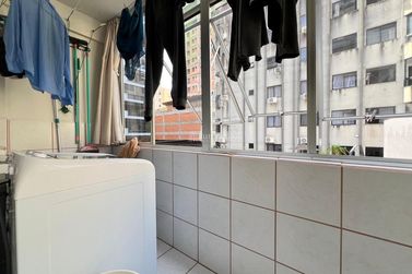 Apartamento &agrave; venda - 140m&sup2; - Meia Praia