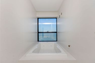 Apartamento &agrave; venda - 180m&sup2; - Centro