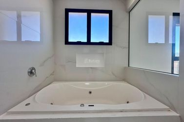 Apartamento &agrave; venda - 198m&sup2; - Meia Praia