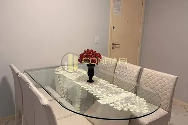 Apartamento para alugar - 98m&sup2; - meia praia