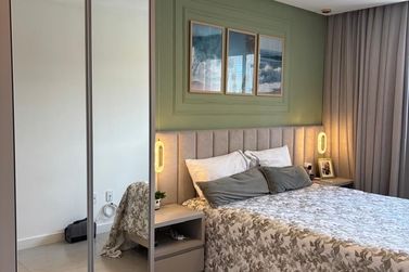 Apartamento &agrave; venda - 93m&sup2; - Meia Praia
