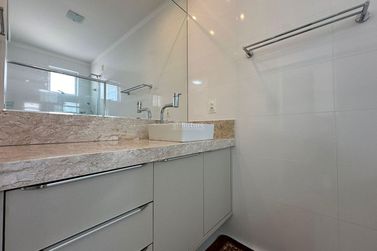 Apartamento &agrave; venda - 202m&sup2; - Meia Praia