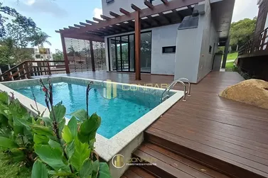 Sobrado &agrave; venda - 393m&sup2; - Taquaras