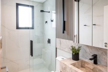 Apartamento &agrave; venda - 168m&sup2; - Meia Praia