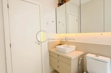 Apartamento &agrave; venda - 185m&sup2; - MEIA PRAIA