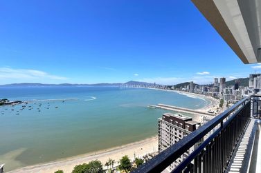 Apartamento &agrave; venda - 190m&sup2; - Centro