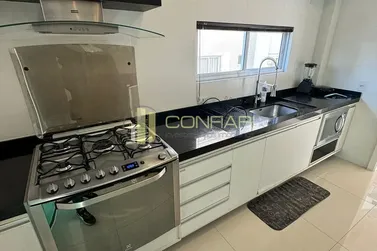 Apartamento para alugar - 182m&sup2; - Meia Praia