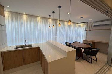 Apartamento &agrave; venda - Meia Praia