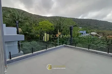 Sobrado &agrave; venda - 393m&sup2; - Taquaras