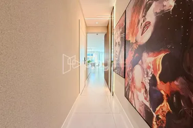 Apartamento &agrave; venda - 160m&sup2; - Meia Praia