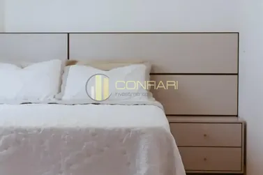 Apartamento &agrave; venda - 110m&sup2; - Meia Praia