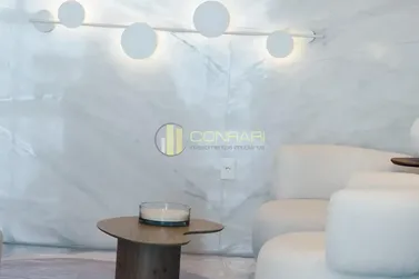 Apartamento &agrave; venda - 198m&sup2; - Meia Praia
