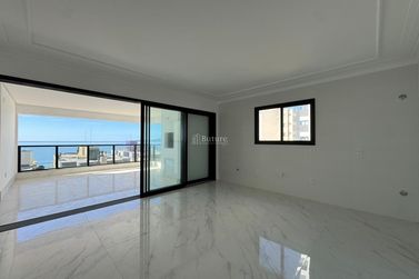 Apartamento &agrave; venda - 210m&sup2; - Centro
