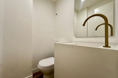 Apartamento &agrave; venda - 240m&sup2; - Meia Praia