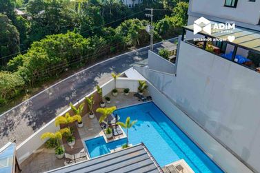 Apartamento para alugar - 90m&sup2; - Praia Brava de Itaja&iacute;