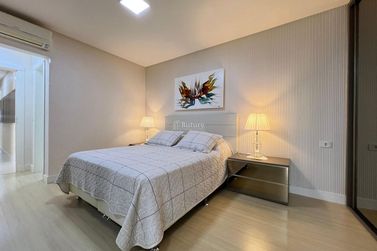Apartamento &agrave; venda - 197m&sup2; - Centro