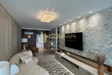 Apartamento &agrave; venda - 180m&sup2; - Meia Praia