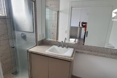 Apartamento para alugar - 238m&sup2; - Centro
