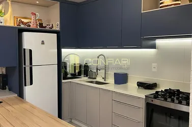 Apartamento para alugar - 107m&sup2; - meia praia