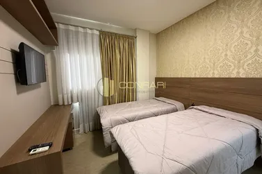 Apartamento &agrave; venda - 123m&sup2; - Meia Praia