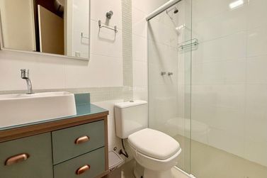 Apartamento &agrave; venda - 120m&sup2; - Meia Praia