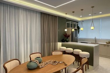 Apartamento &agrave; venda - 133m&sup2; - Meia Praia