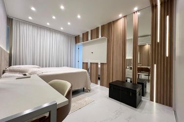 Apartamento &agrave; venda - 197m&sup2; - Meia Praia