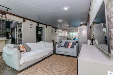Apartamento &agrave; venda - 182m&sup2; - Pioneiros