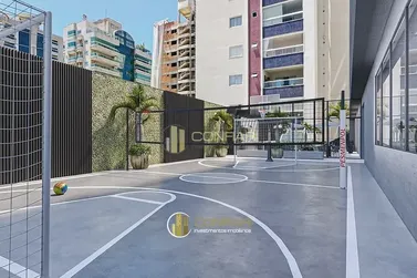 Apartamento &agrave; venda - 152m&sup2; - Meia Praia