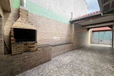 Casa para alugar - 252m&sup2; - Municipios